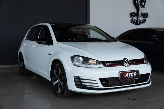 VOLKSWAGEN GOLF 2.0 TSI GTI 16V TURBO GASOLINA 4P AUTOMÁTICO VOLKSWAGEN GOLF 2.0 TSI GTI 16V TURBO GASOLINA 4P AUTOMÁTICO